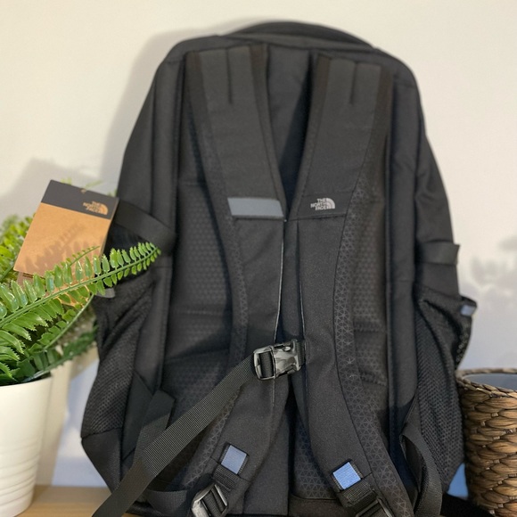 The North Face Backpack Dyno. Brand New - Picture 4 of 9